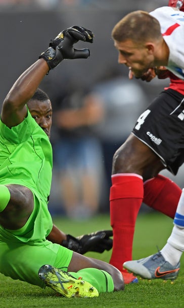 About face: US routs Trinidad 6-0 in Gold Cup